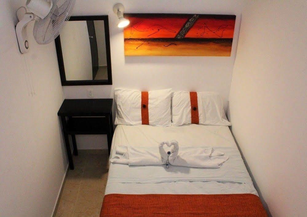 Gayser Apartamentos Валядолид Екстериор снимка