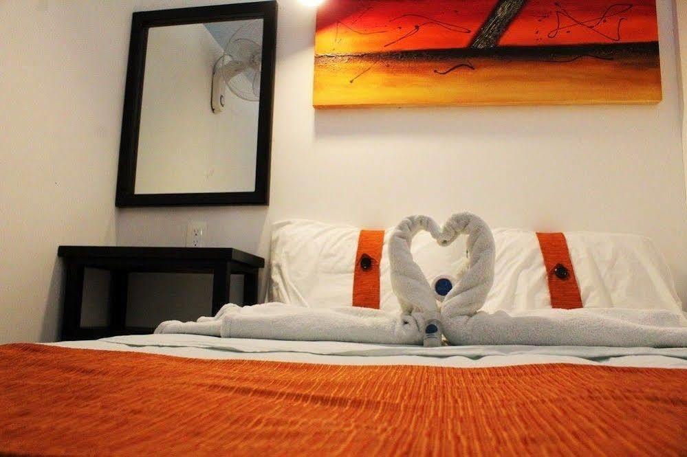 Gayser Apartamentos Валядолид Екстериор снимка